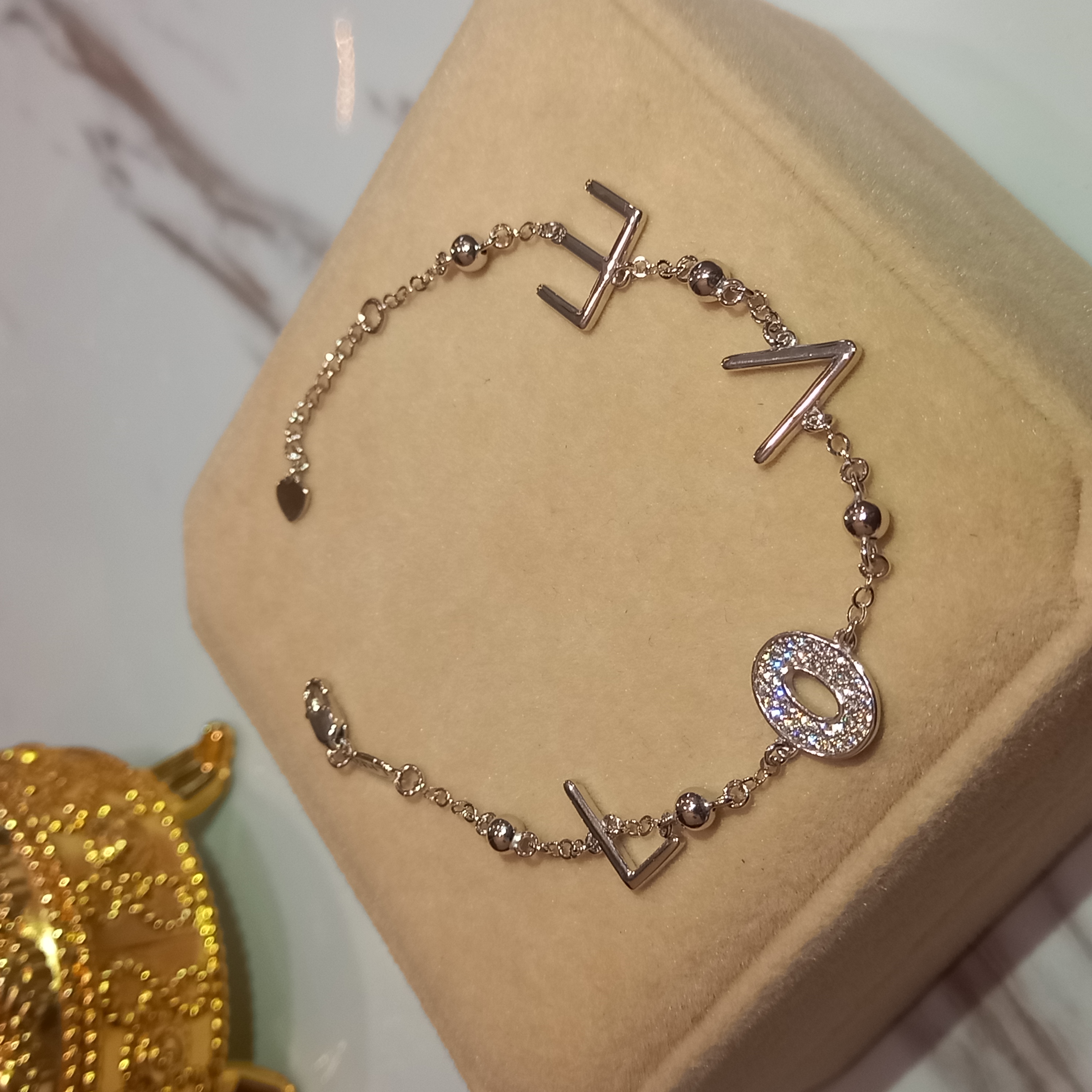 Gelang Lurus