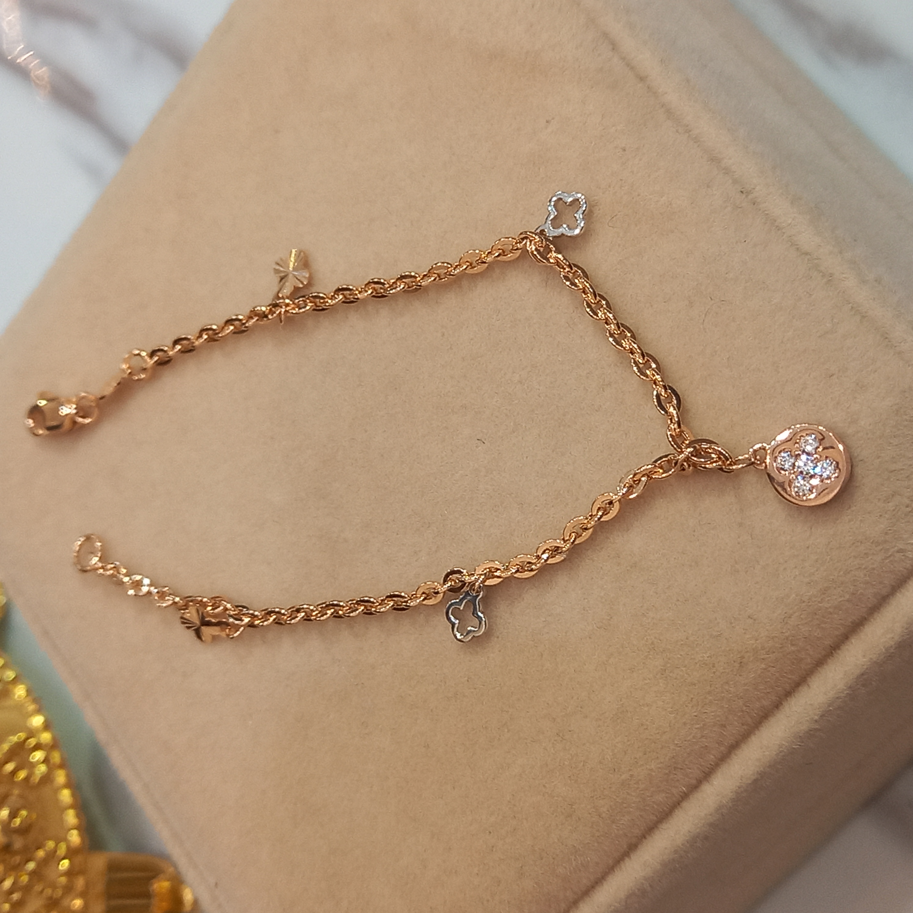 Gelang Lurus