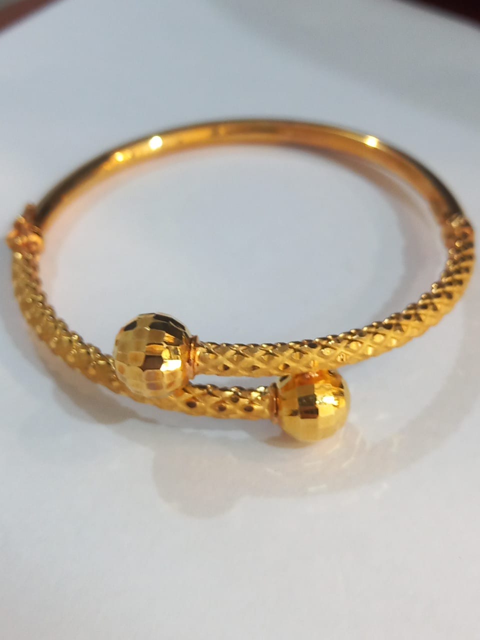 Gelang Bulat